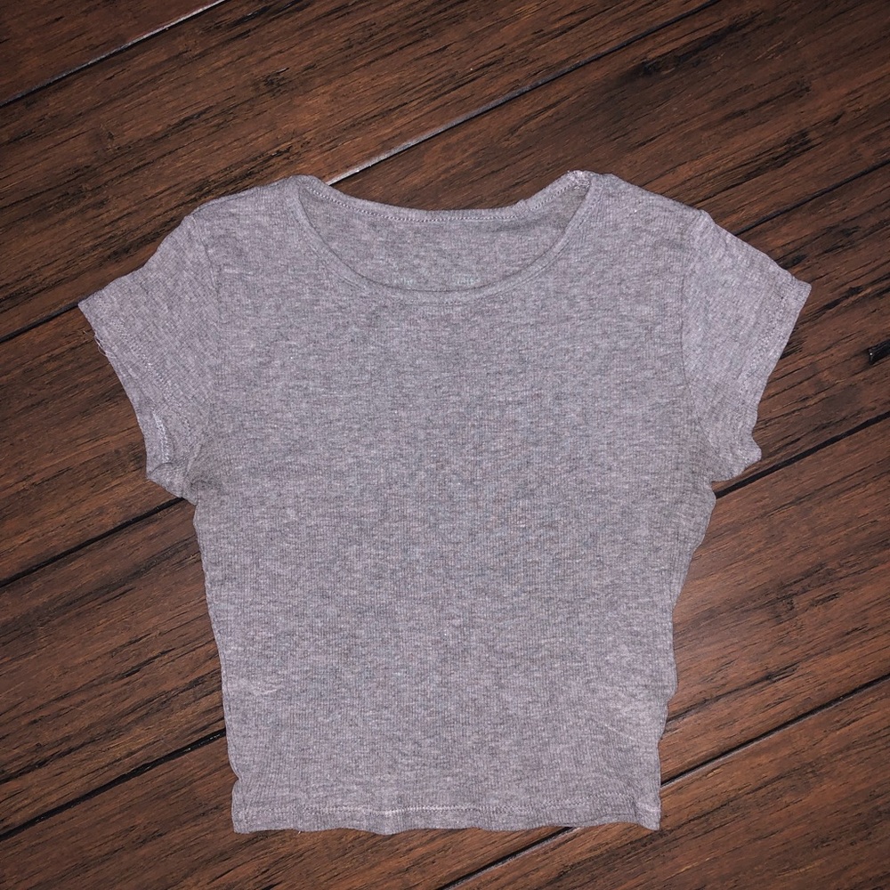 Cute grey basic croptop